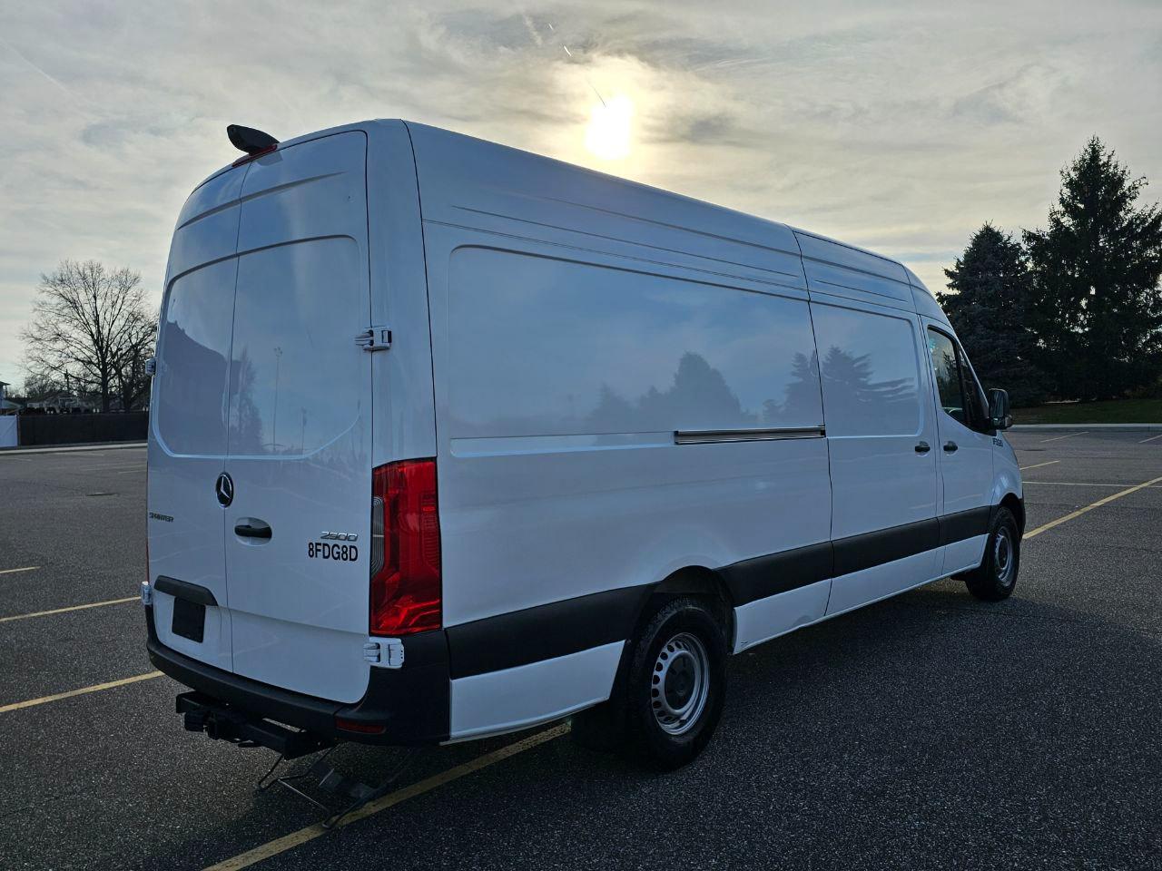 Mercedes-Benz Sprinter 2500 170-in. WB 2024