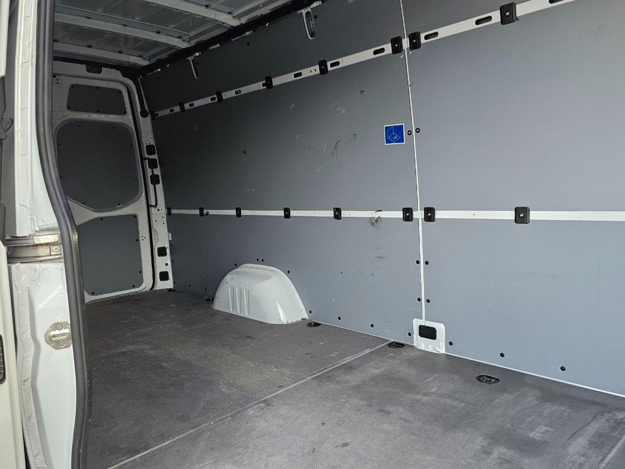 Mercedes-Benz Sprinter 2500 170-in. WB 2024