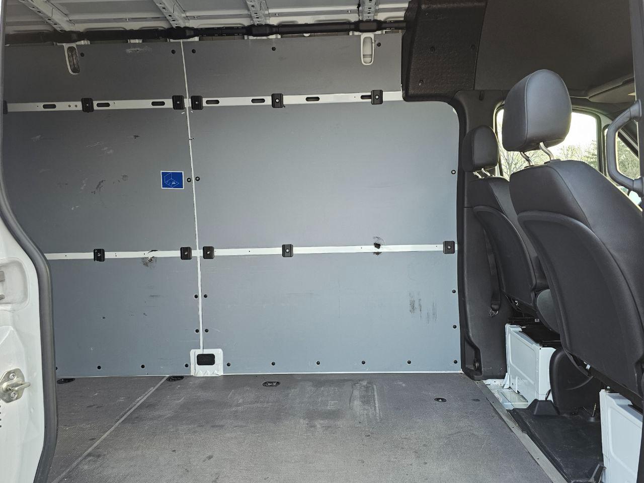 Mercedes-Benz Sprinter 2500 170-in. WB 2024