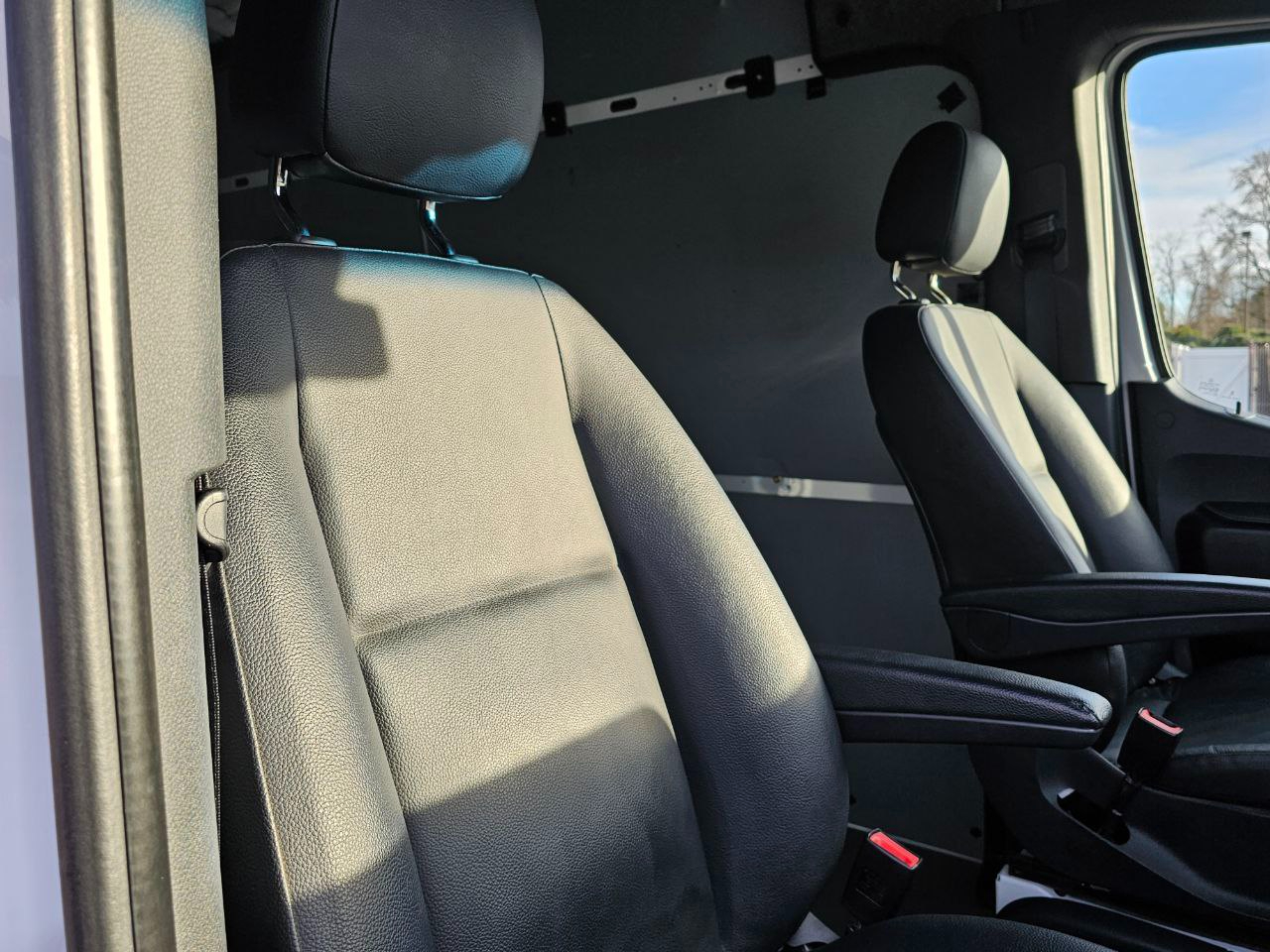 Mercedes-Benz Sprinter 2500 170-in. WB 2024