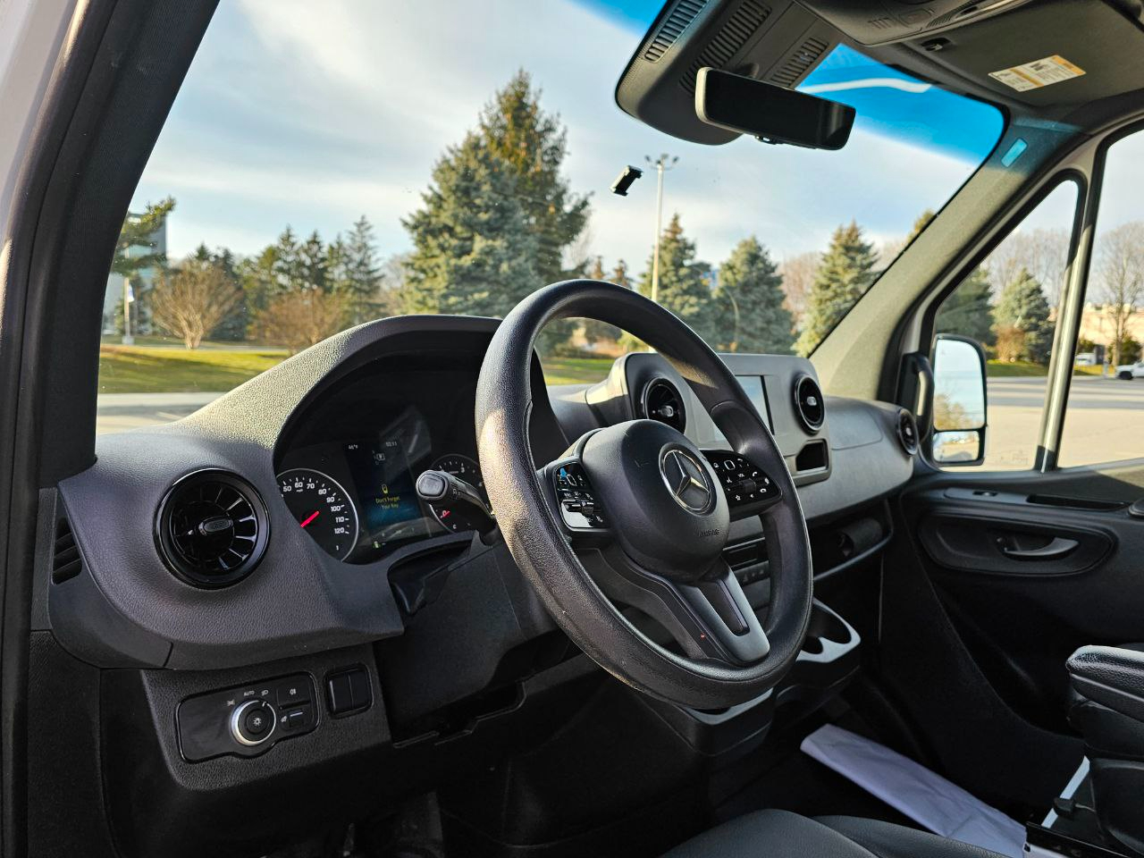 Mercedes-Benz Sprinter 2500 170-in. WB 2024