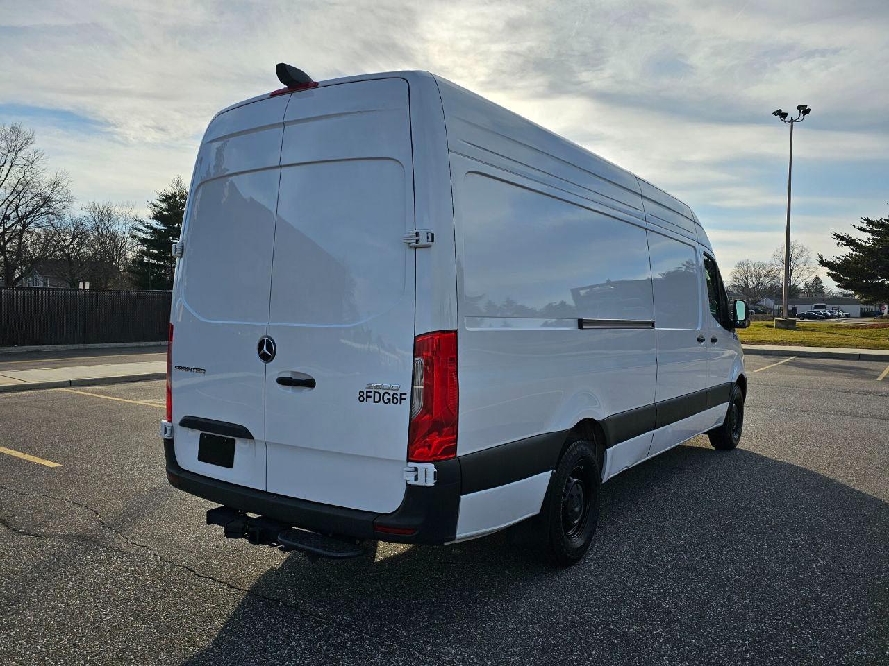 Mercedes-Benz Sprinter 2500 170-in. WB 2024
