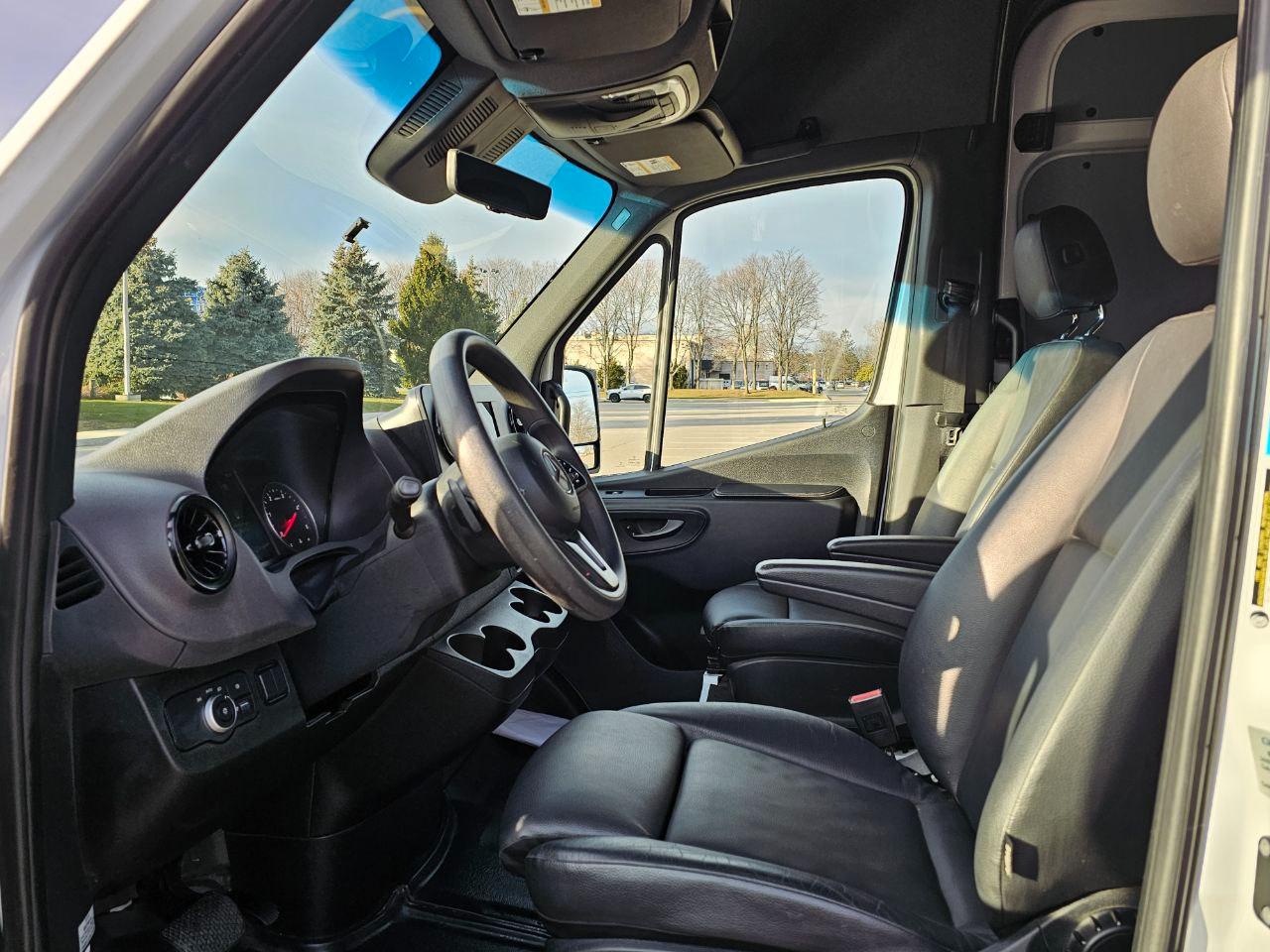 Mercedes-Benz Sprinter 2500 170-in. WB 2024