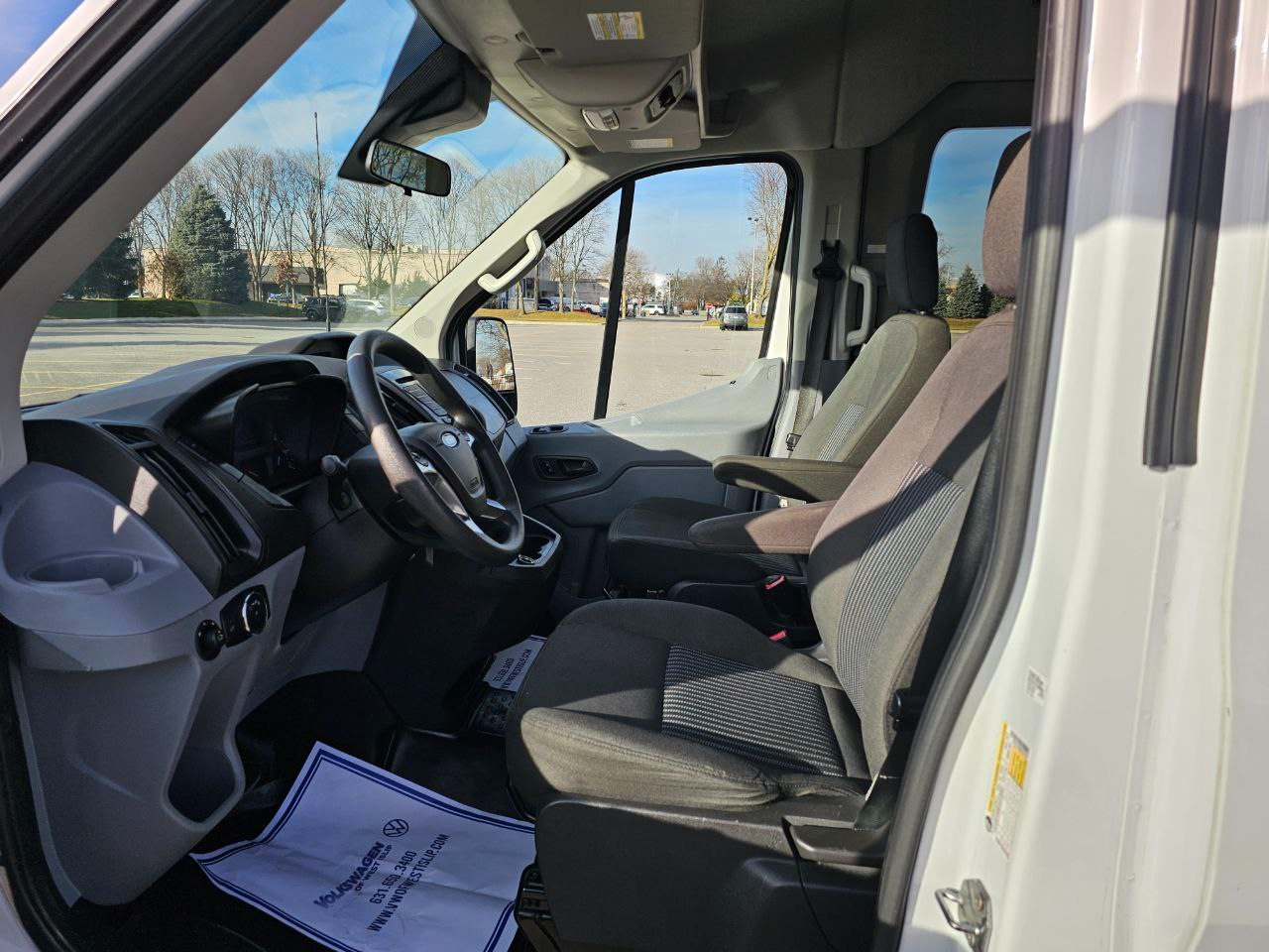 Ford Transit 350 Wagon Med. Roof XLT w/Sliding Pass. 148-in. WB 2019