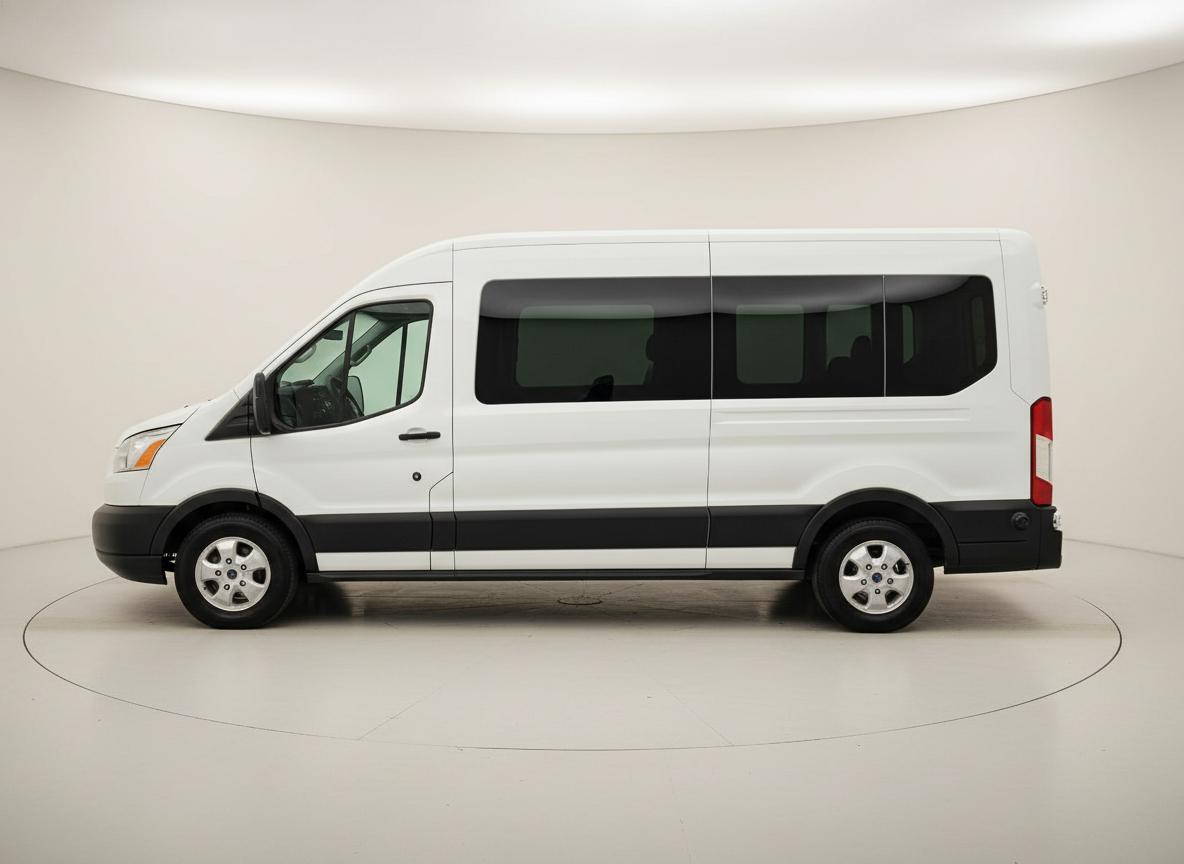 Ford Transit 350 Wagon Med. Roof XLT w/Sliding Pass. 148-in. WB 2019