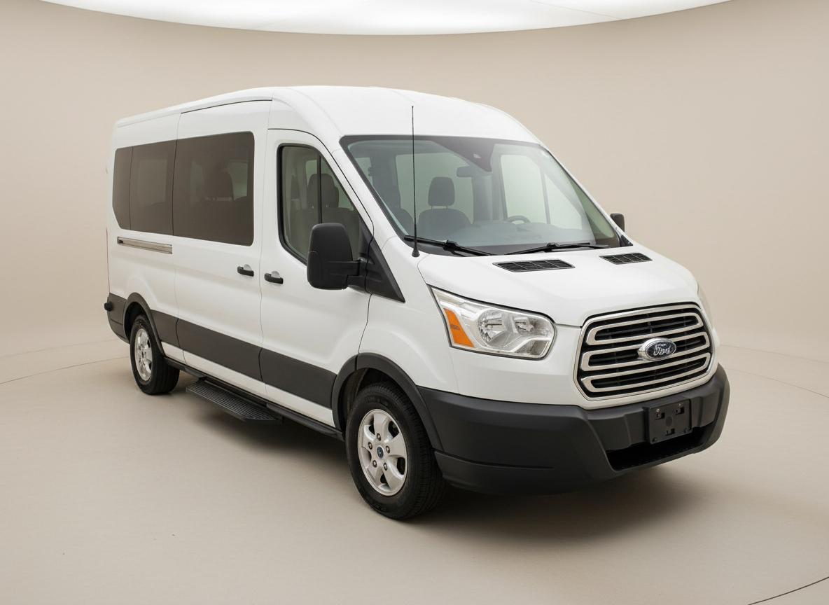 Ford Transit 350 Wagon Med. Roof XLT w/Sliding Pass. 148-in. WB 2019