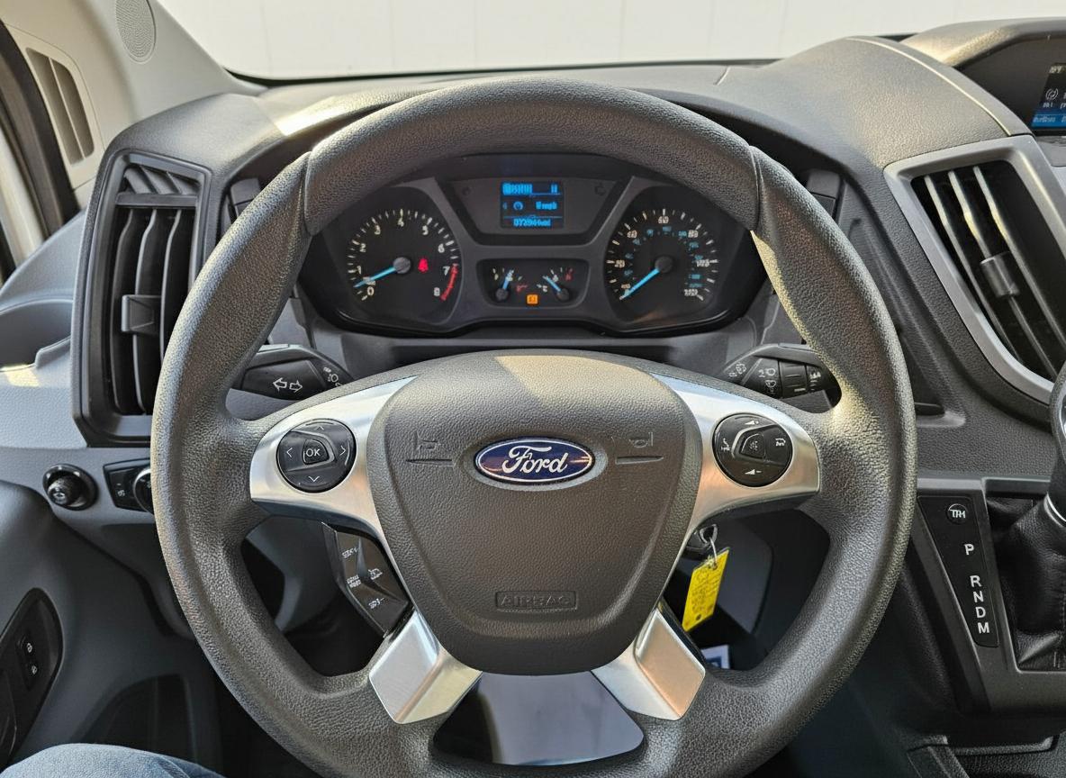 Ford Transit 350 Wagon Med. Roof XLT w/Sliding Pass. 148-in. WB 2019