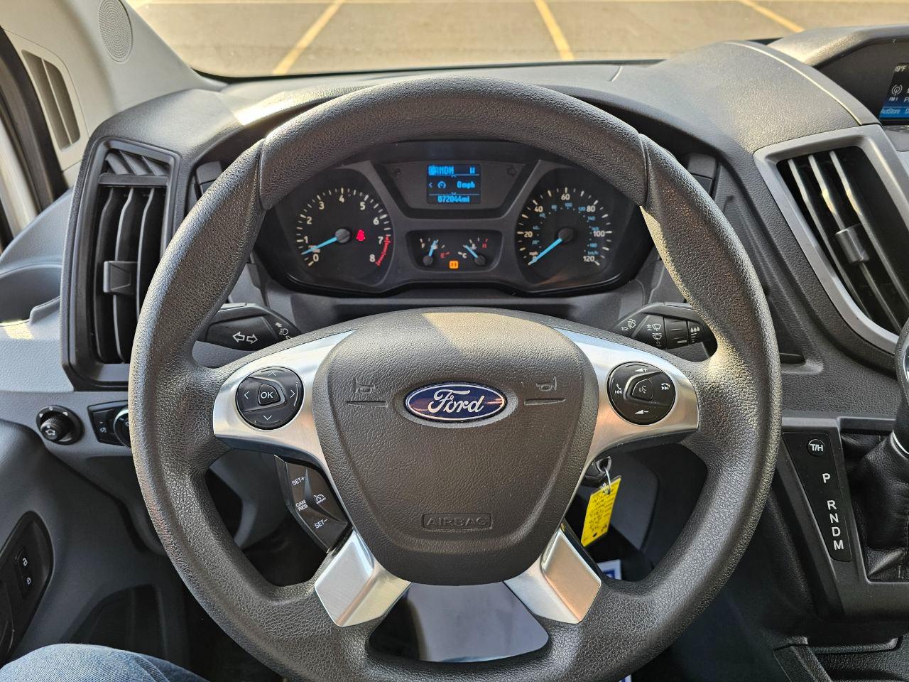 Ford Transit 350 Wagon Med. Roof XLT w/Sliding Pass. 148-in. WB 2019