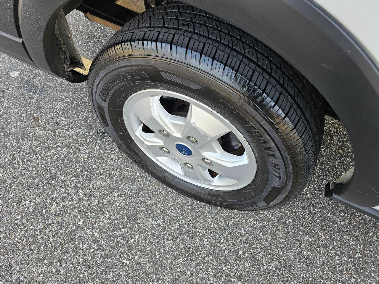 Ford Transit 350 Wagon Med. Roof XLT w/Sliding Pass. 148-in. WB 2019