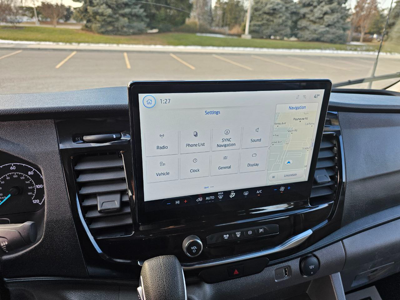 Ford Transit 350 Wagon Low Roof XLT w/Sliding Pass. 148-in. WB 2025