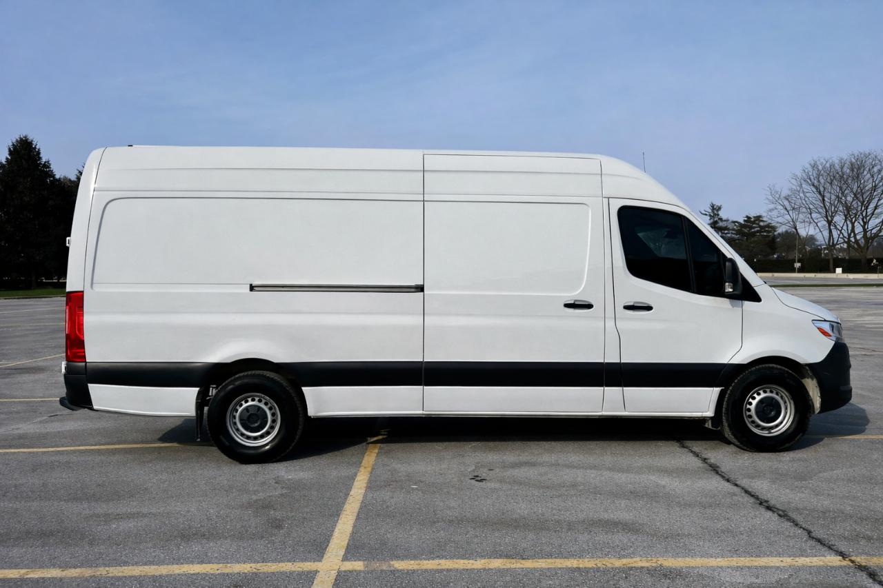 Mercedes-Benz Sprinter 2500 170-in. WB 2022