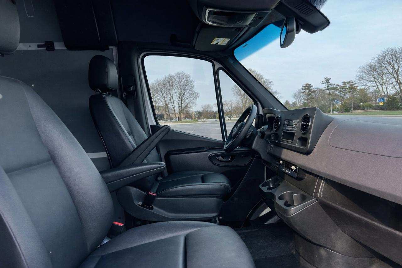 Mercedes-Benz Sprinter 2500 170-in. WB 2022