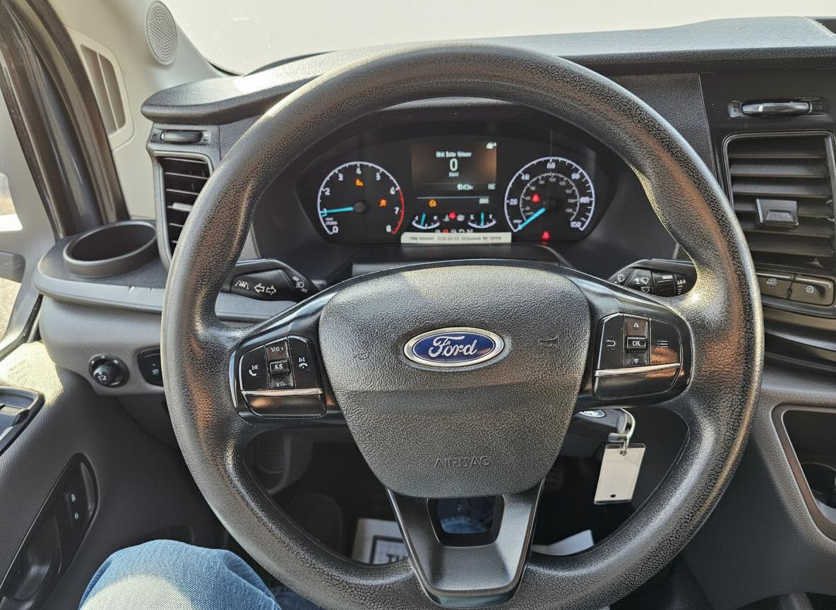 Ford Transit 250 Van High Roof w/Sliding Pass. 148-in. WB EL 2021