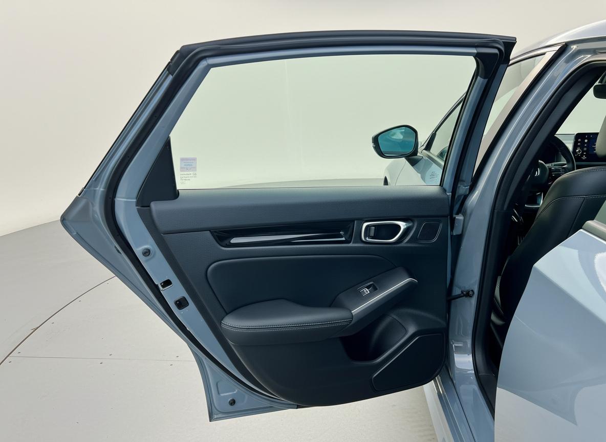 Honda Civic Sport Hybrid 2025