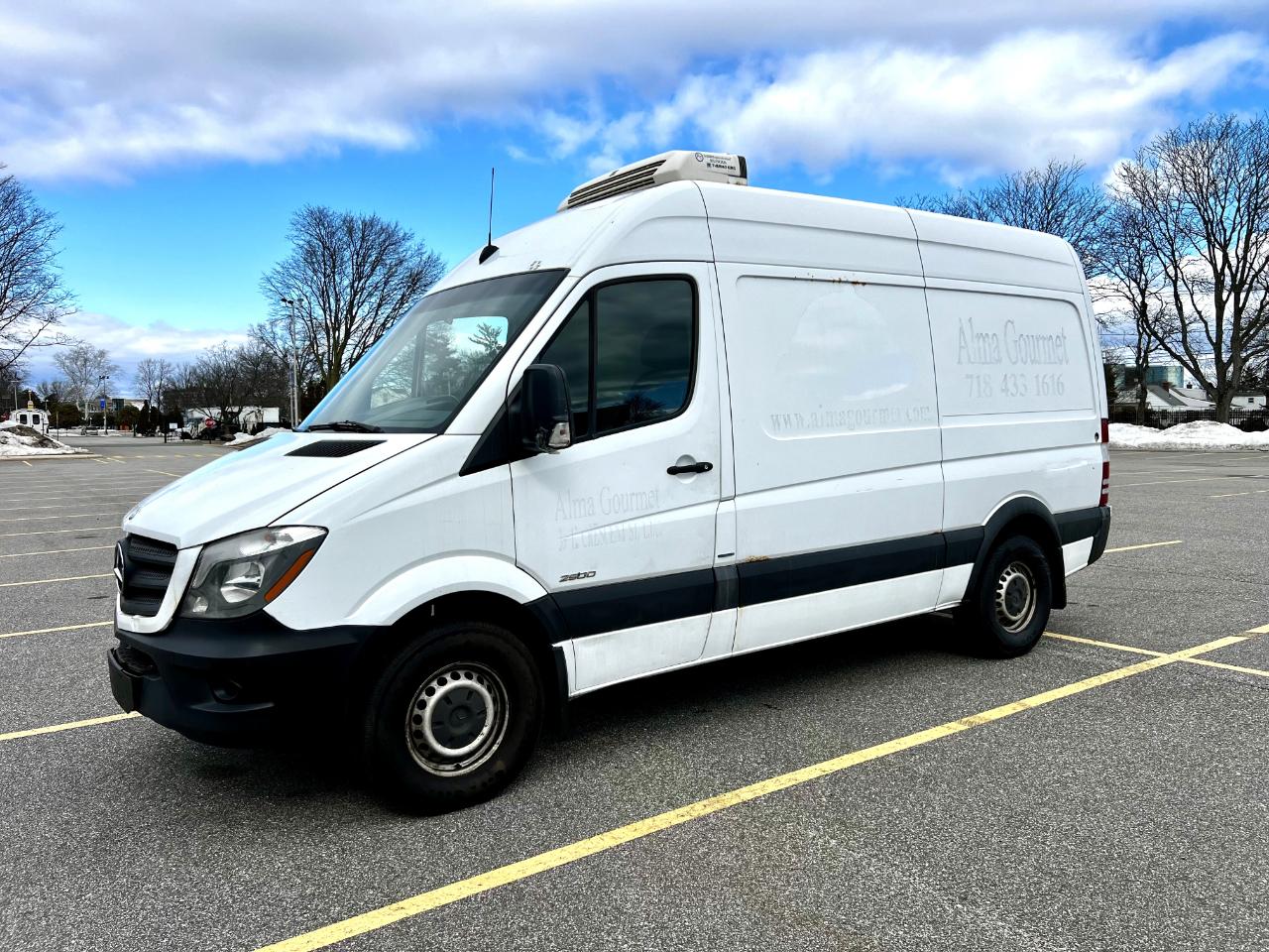 Mercedes-Benz Sprinter 2500 High Roof 144-in. WB 2014