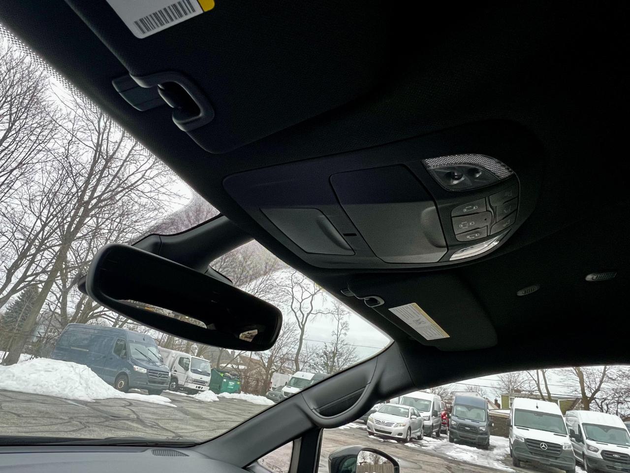 Chrysler Pacifica Hybrid Select 2025