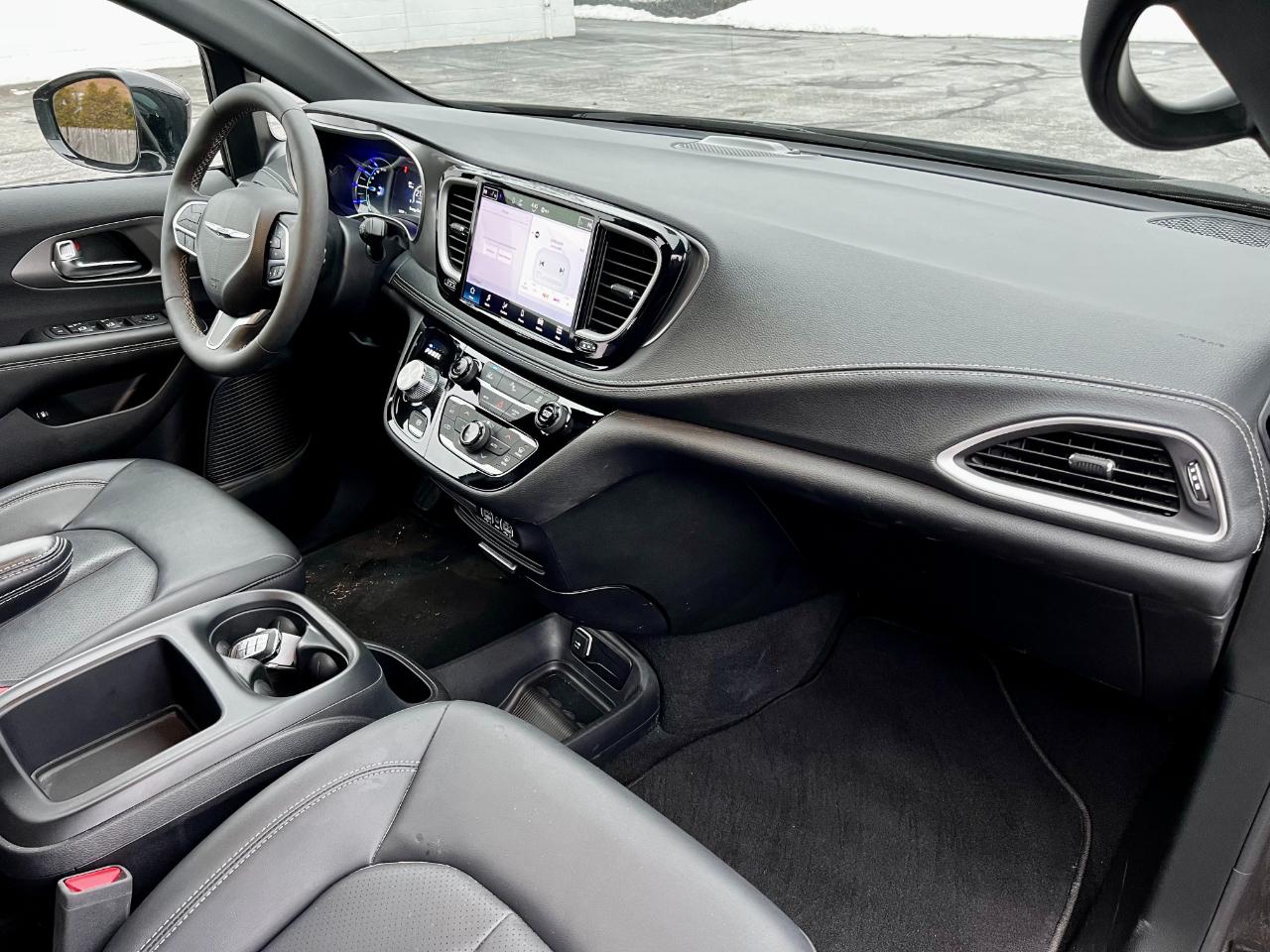 Chrysler Pacifica Hybrid Select 2025