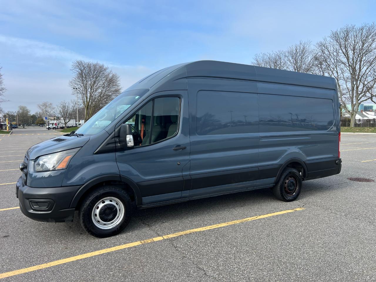 Ford Transit 250 Van High Roof w/Sliding Pass. 148-in. WB EL 2020