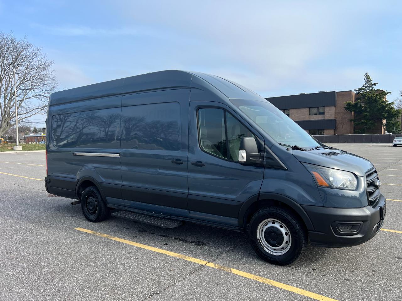 Ford Transit 250 Van High Roof w/Sliding Pass. 148-in. WB EL 2020