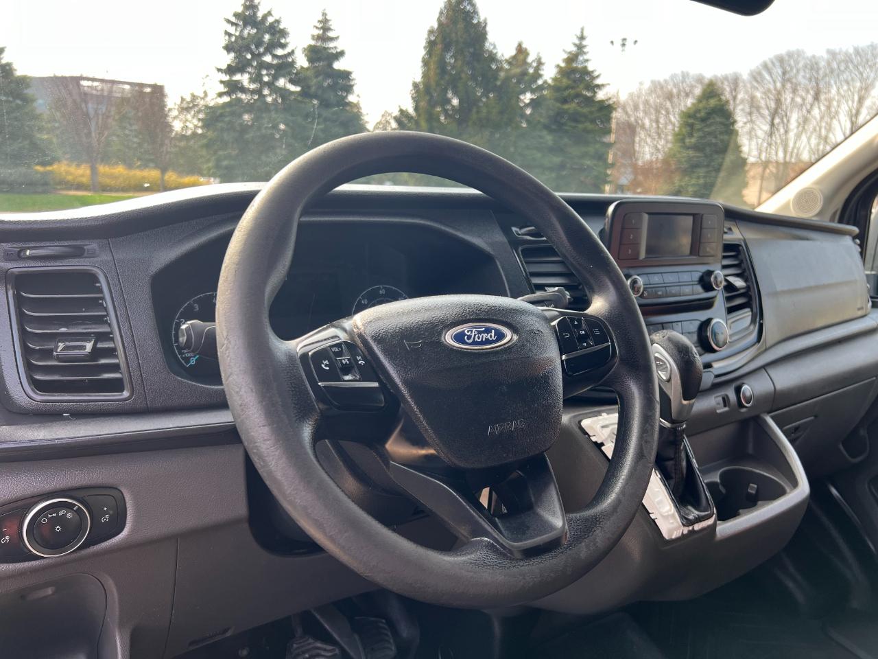 Ford Transit 250 Van High Roof w/Sliding Pass. 148-in. WB EL 2020