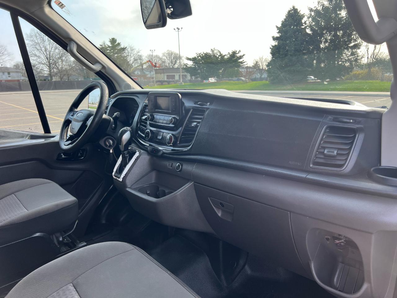 Ford Transit 250 Van High Roof w/Sliding Pass. 148-in. WB EL 2020