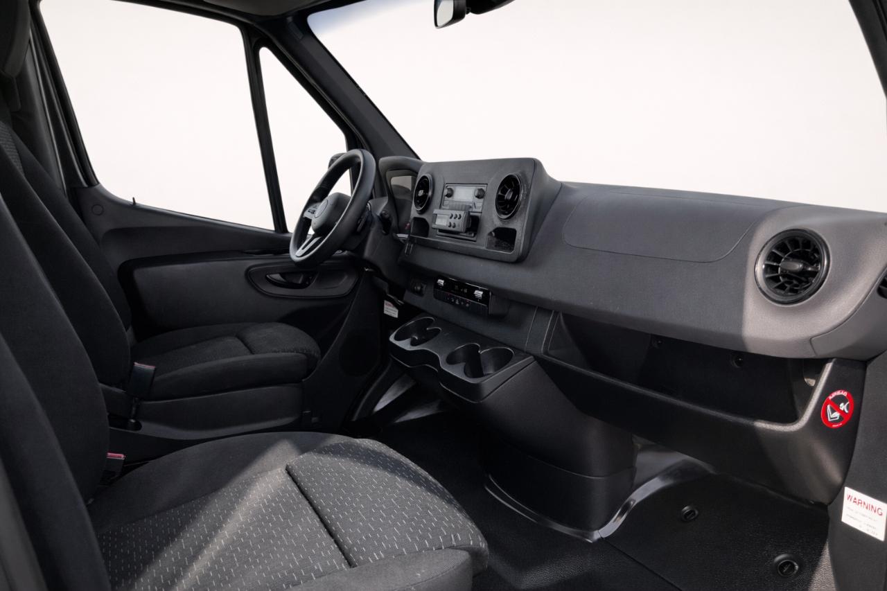 Freightliner Sprinter 2500 170-in. WB 2020