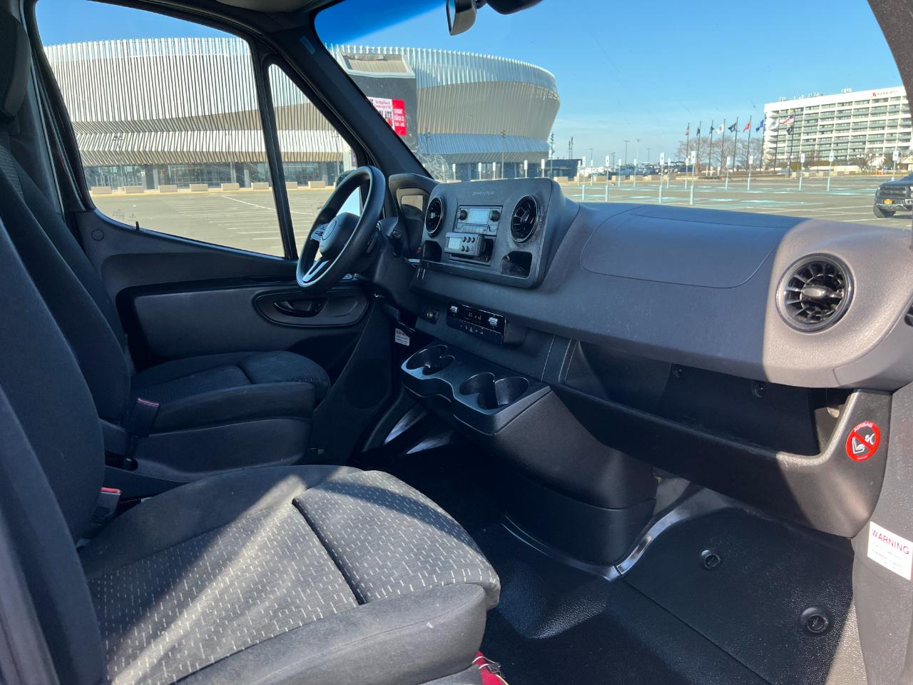 Freightliner Sprinter 2500 170-in. WB 2020