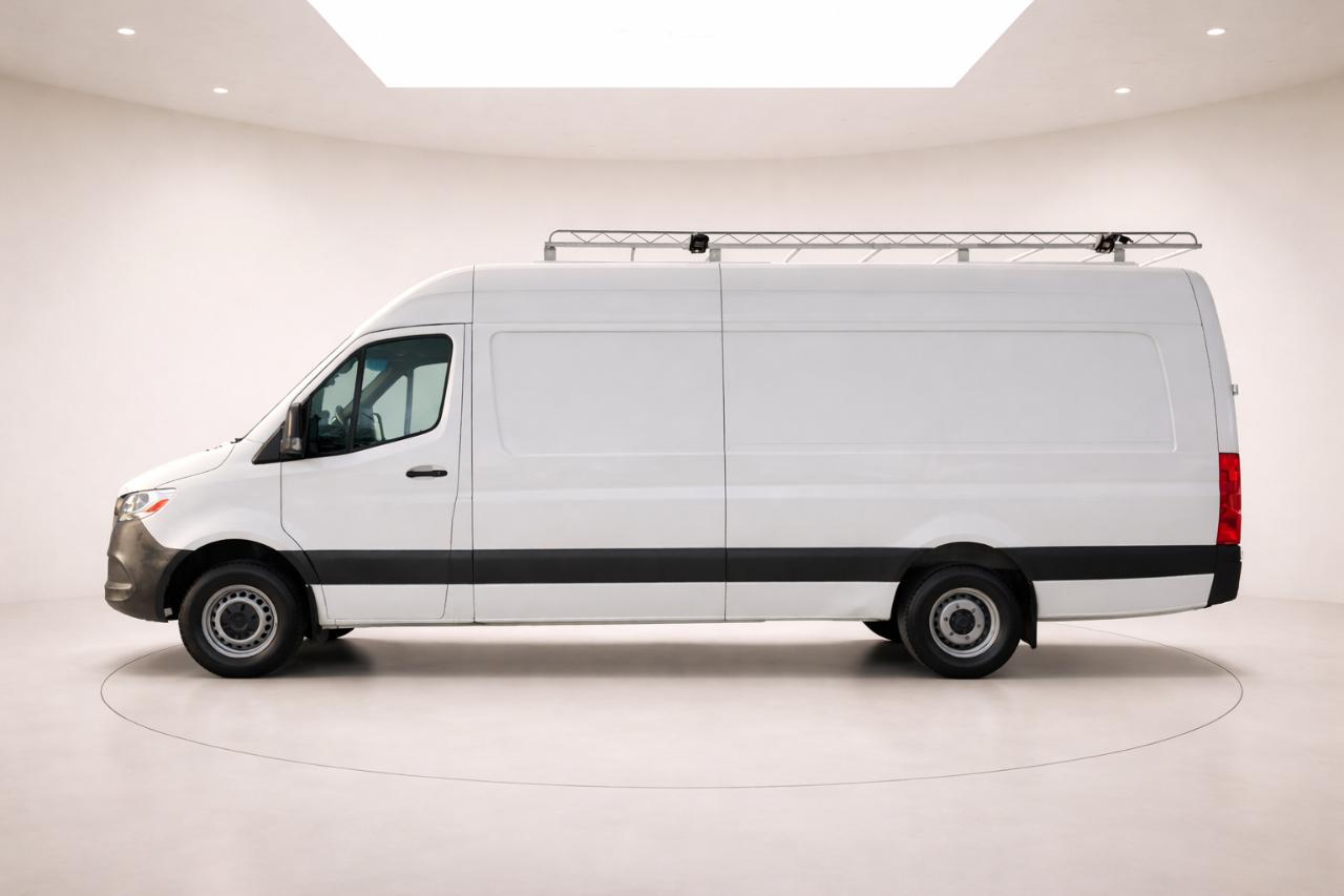 Mercedes-Benz Sprinter 3500 170-in. WB 2023