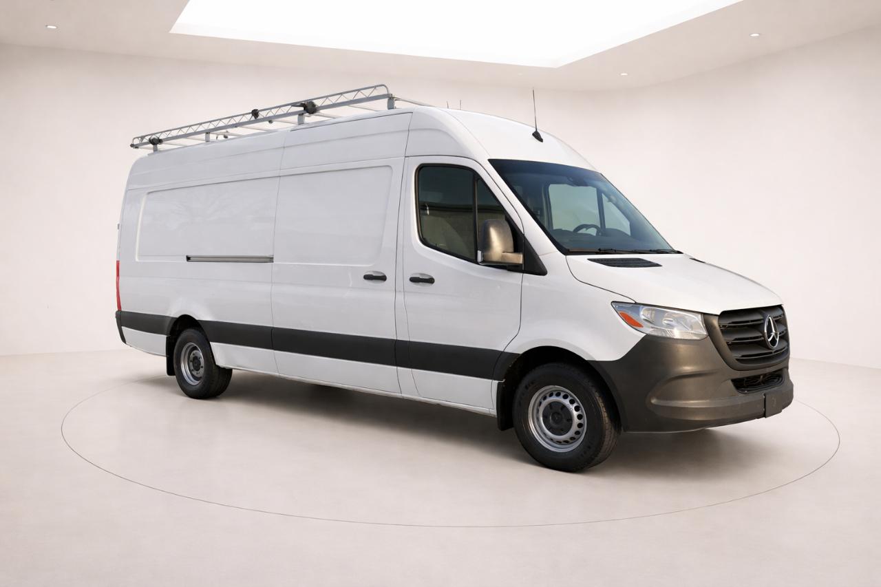 Mercedes-Benz Sprinter 3500 170-in. WB 2023