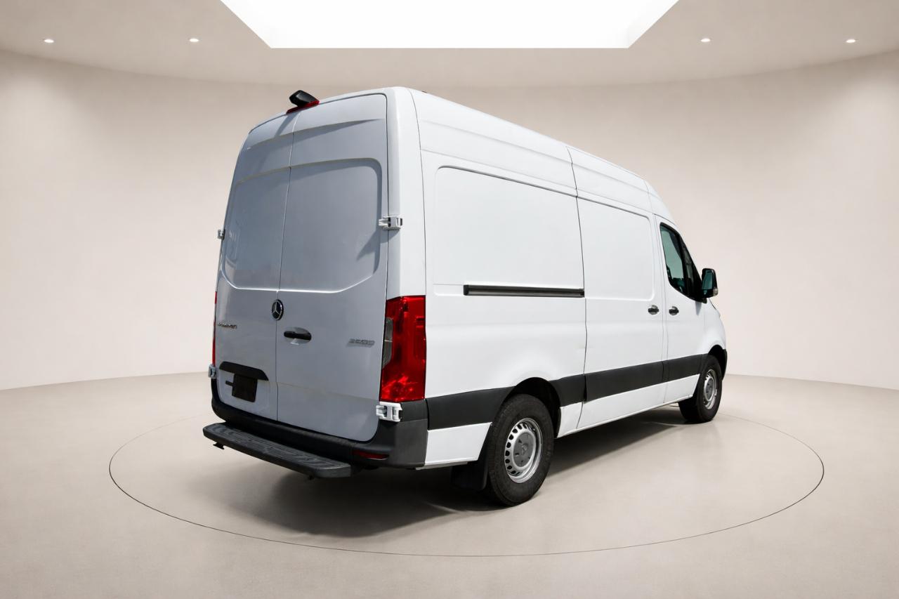 Mercedes-Benz Sprinter 2500 144-in. WB 2020