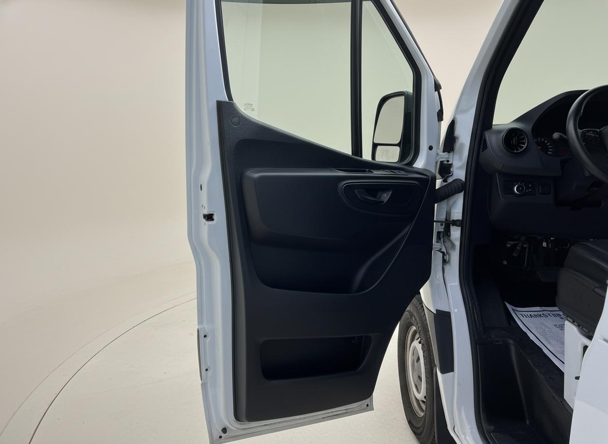 Mercedes-Benz Sprinter 2500 144-in. WB 2020