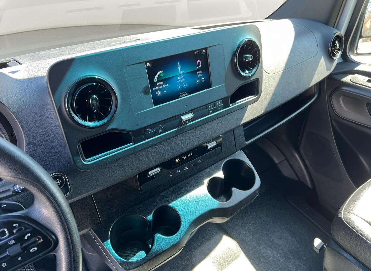 Mercedes-Benz Sprinter 2500 144-in. WB 2020