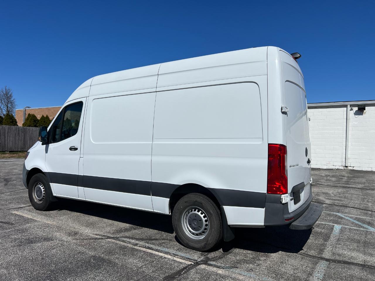 Mercedes-Benz Sprinter 2500 144-in. WB 2020