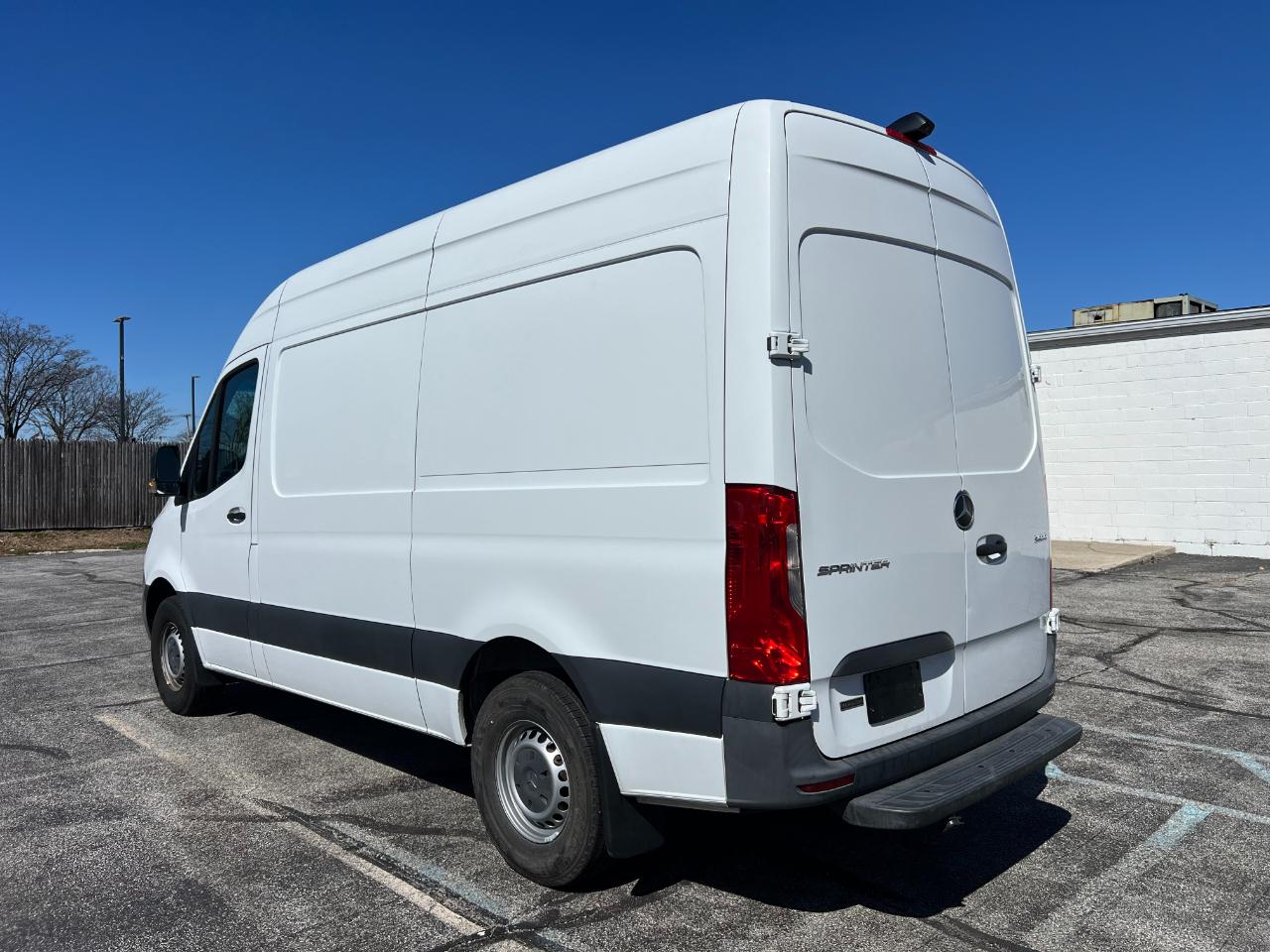 Mercedes-Benz Sprinter 2500 144-in. WB 2020