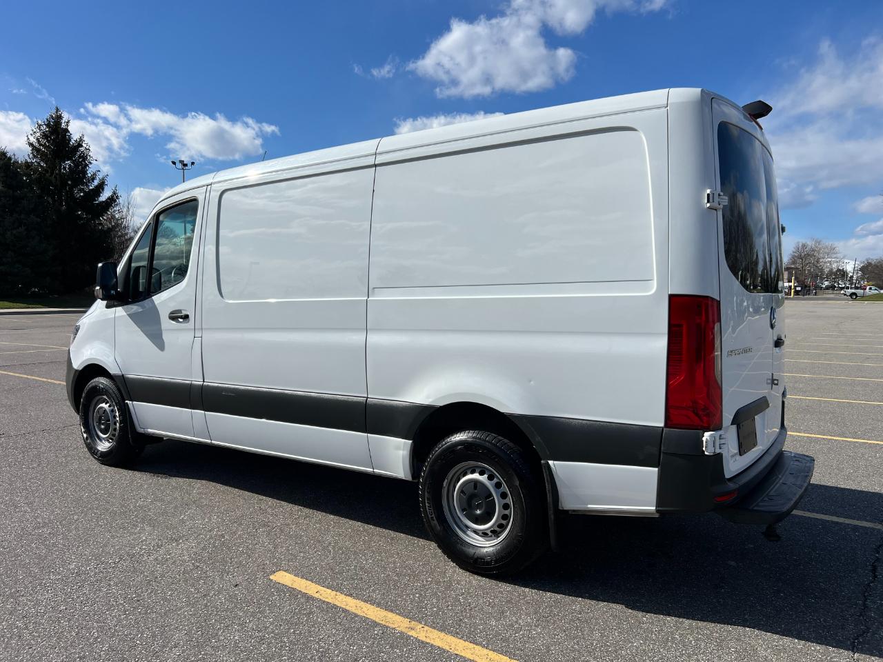 Mercedes-Benz Sprinter 2500 144-in. WB 2022