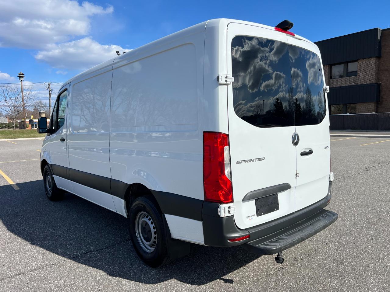 Mercedes-Benz Sprinter 2500 144-in. WB 2022