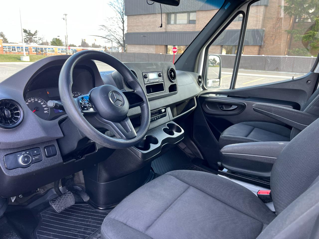 Mercedes-Benz Sprinter 2500 144-in. WB 2022