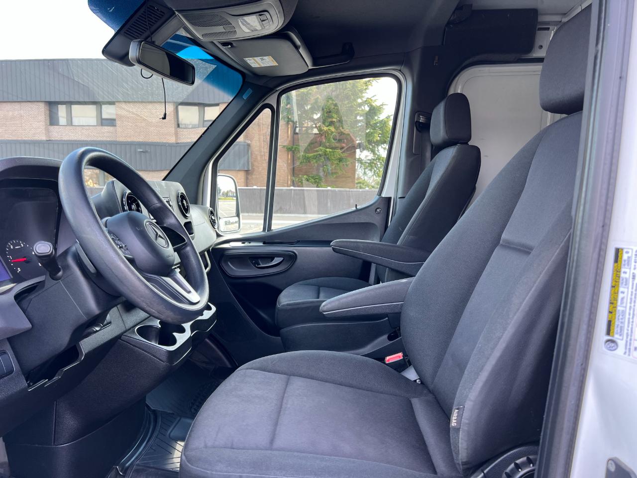 Mercedes-Benz Sprinter 2500 144-in. WB 2022