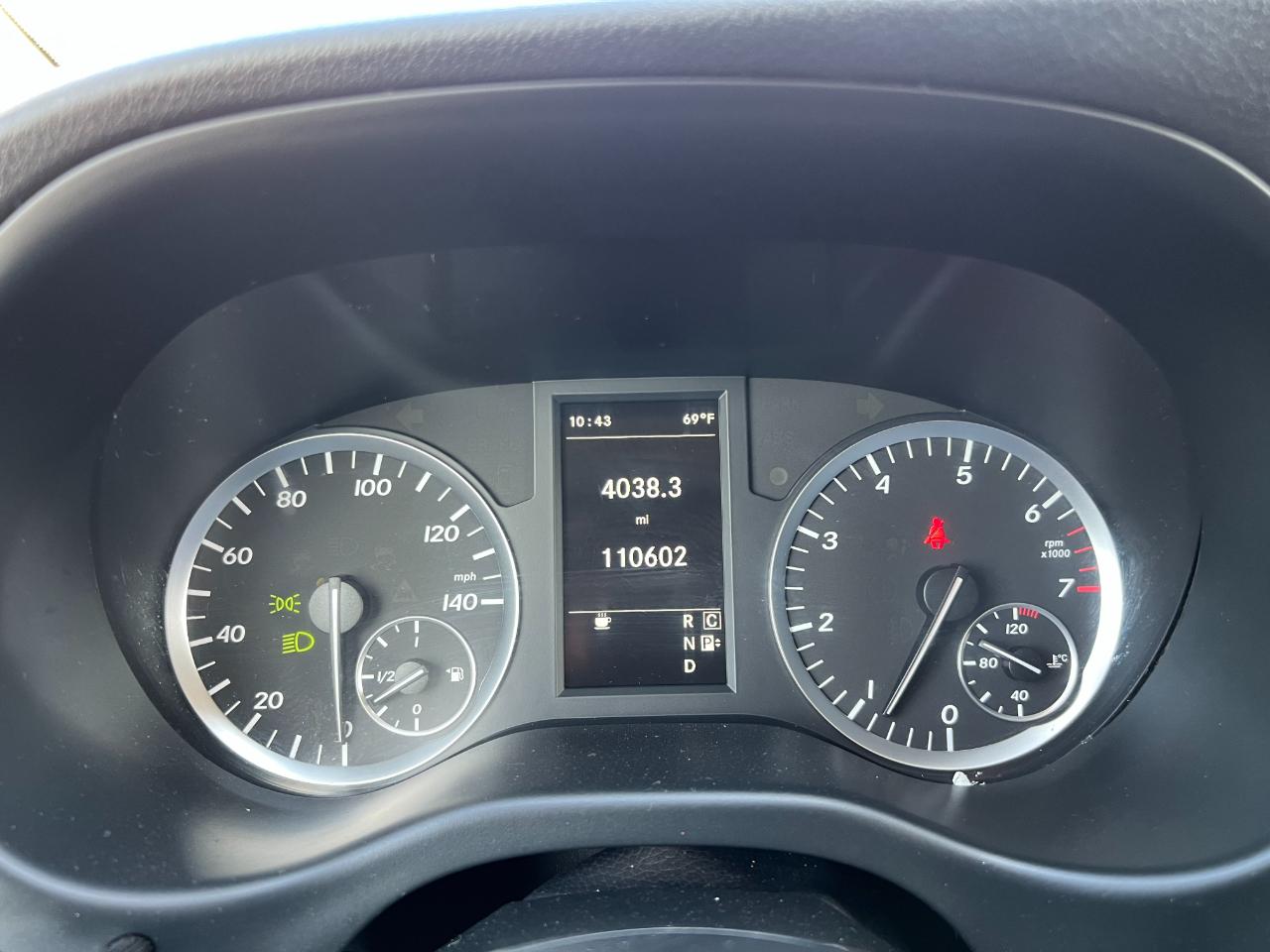 Mercedes-Benz Metris Passenger Van 2018