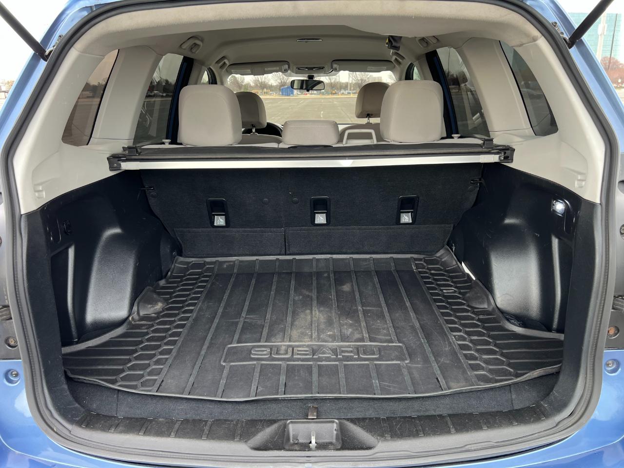 Subaru Forester 2.5i Premium PZEV CVT 2017