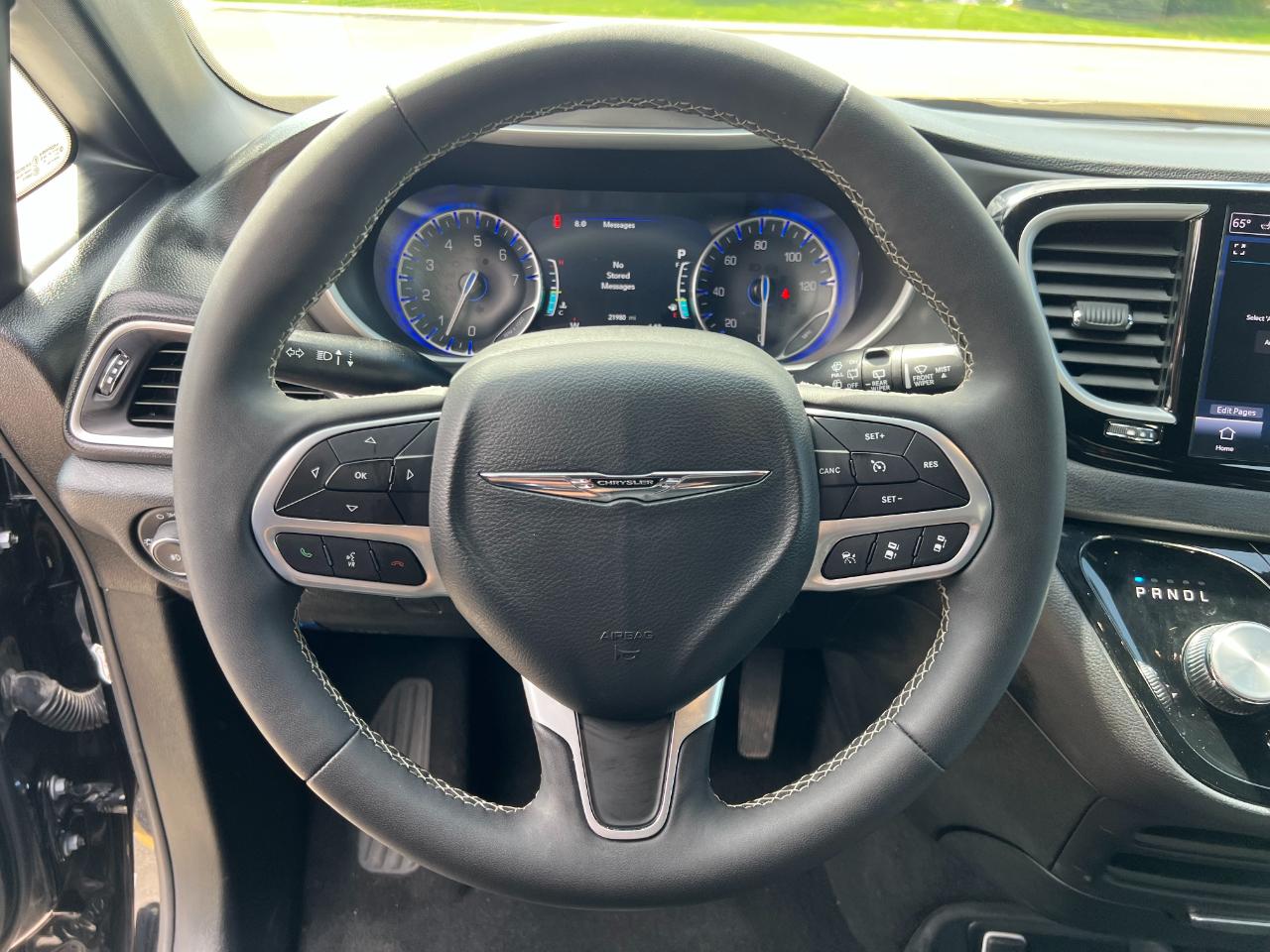 Chrysler Pacifica Select 2025
