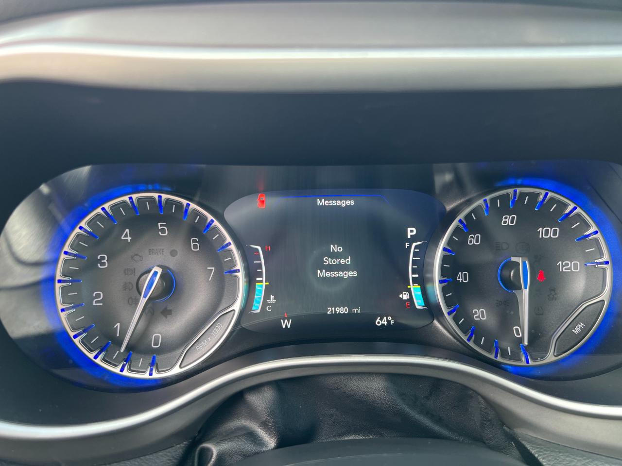 Chrysler Pacifica Select 2025