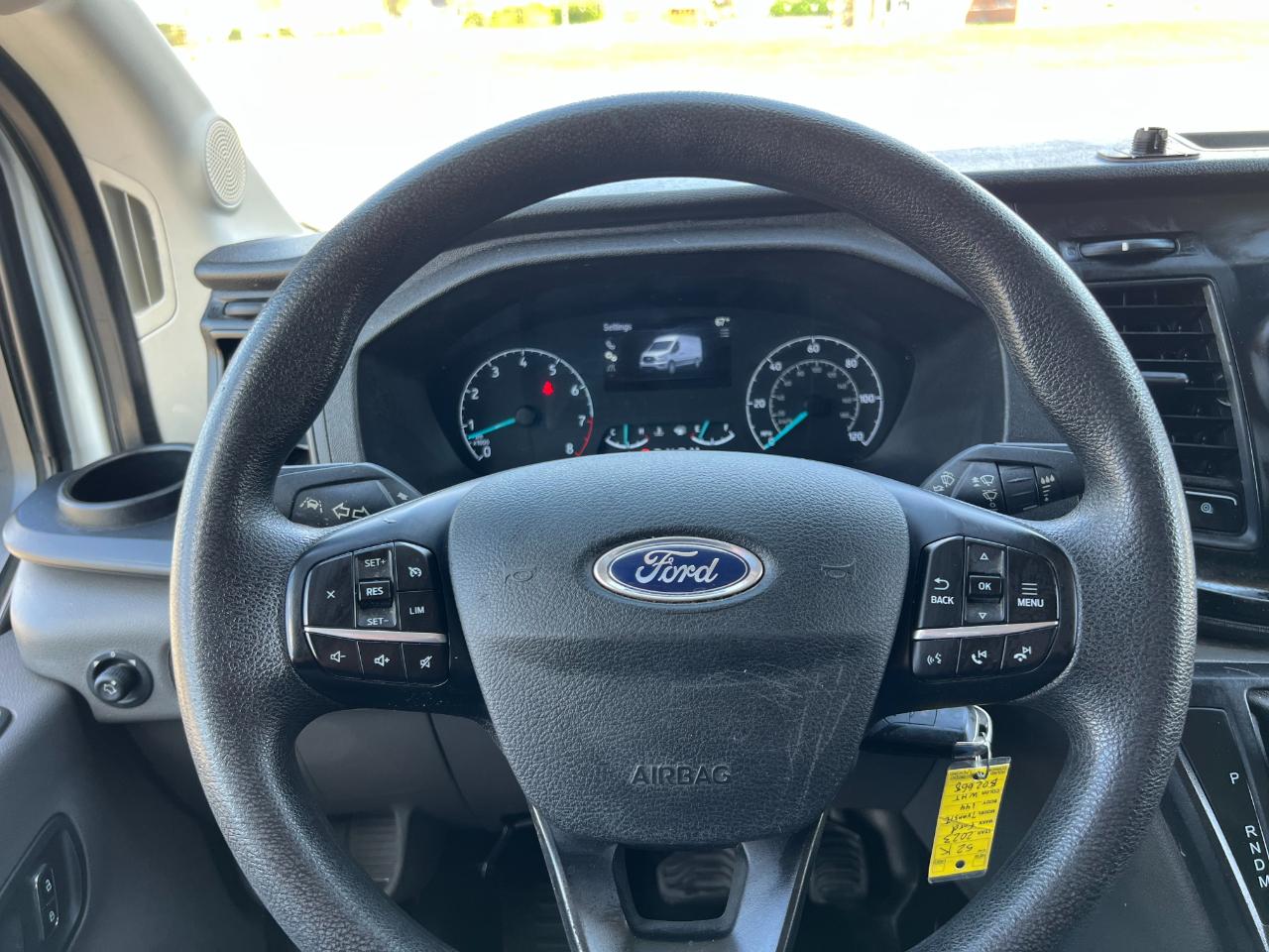 Ford Transit 250 Van Med. Roof w/Sliding Pass. 148-in. WB 2023