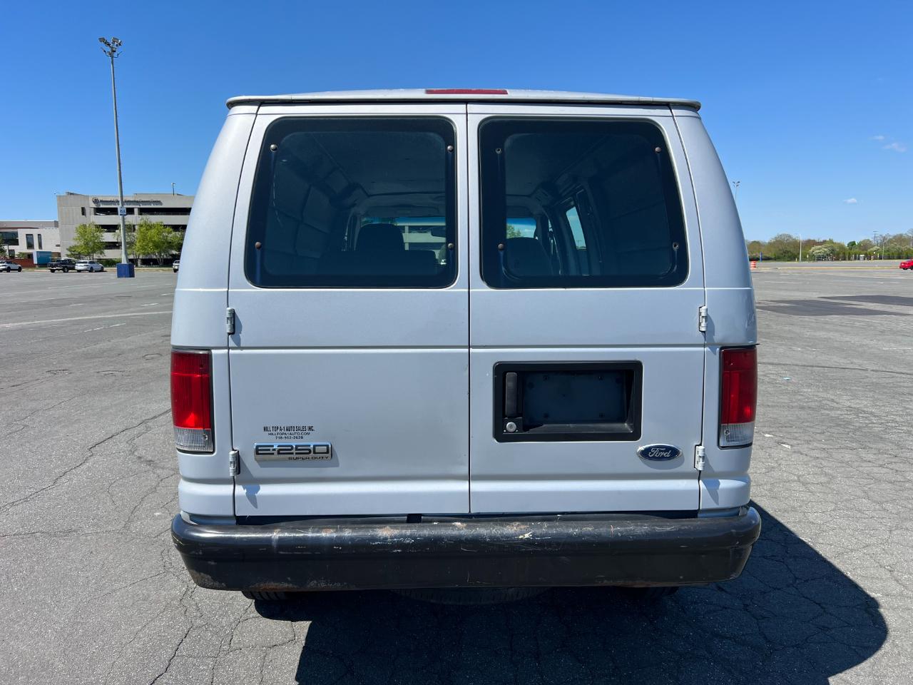 Ford Econoline E-250 2008