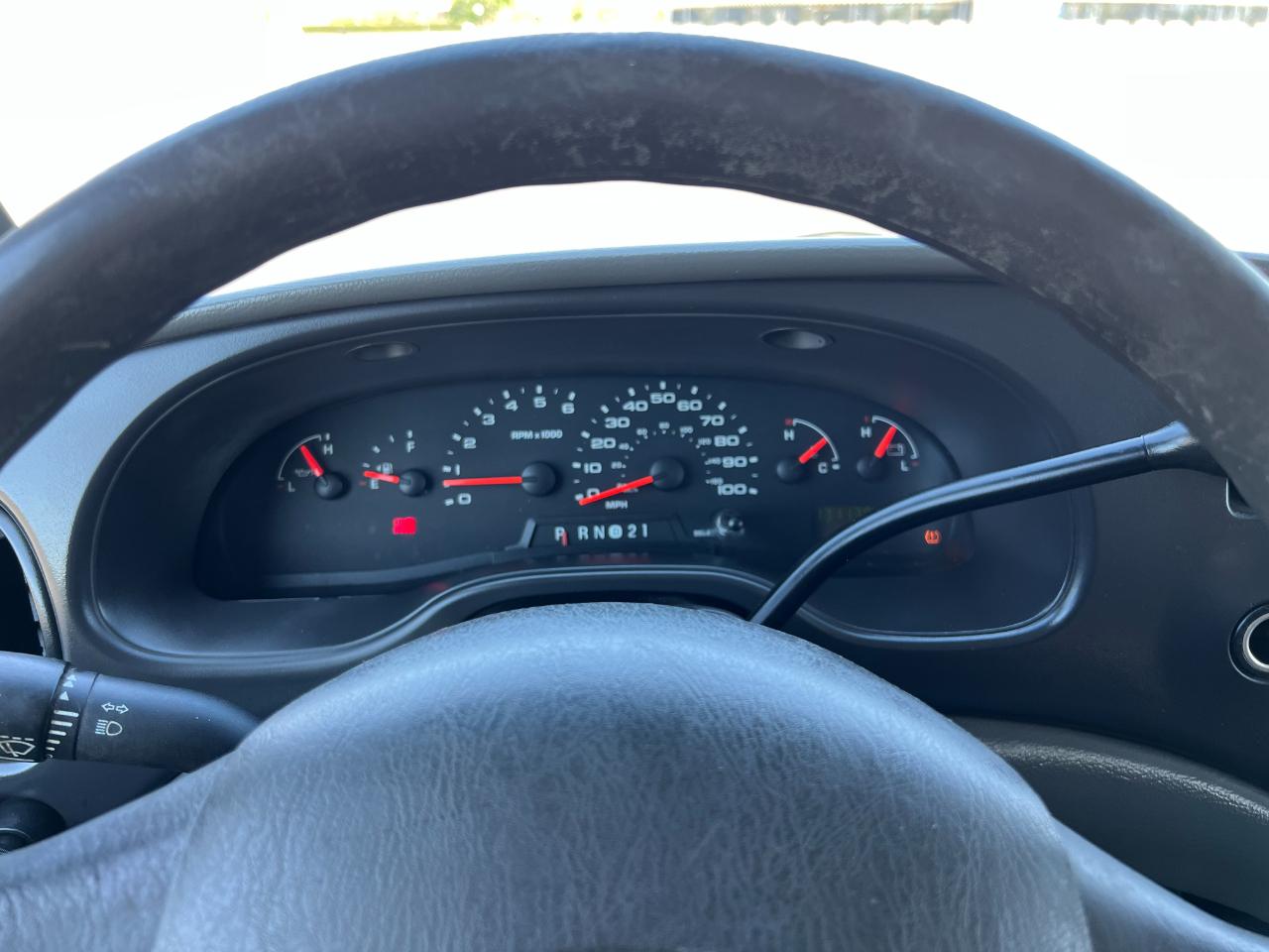 Ford Econoline E-250 2008