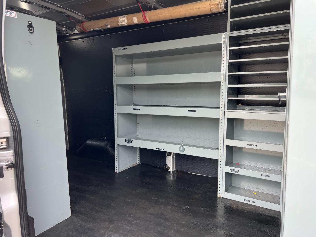 Ford Transit 250 Van Med. Roof w/Sliding Pass. 148-in. WB 2019