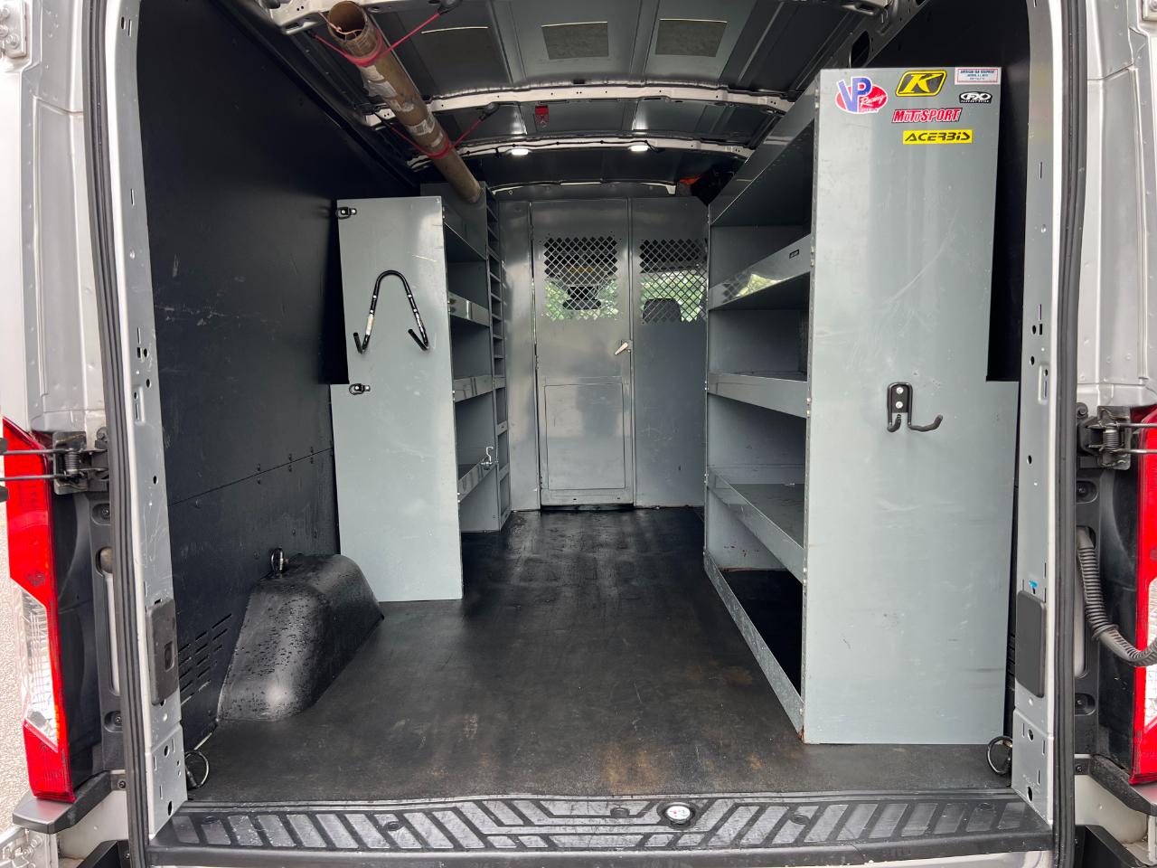 Ford Transit 250 Van Med. Roof w/Sliding Pass. 148-in. WB 2019