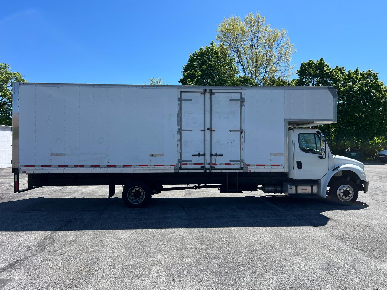 Freightliner M2 106  2019