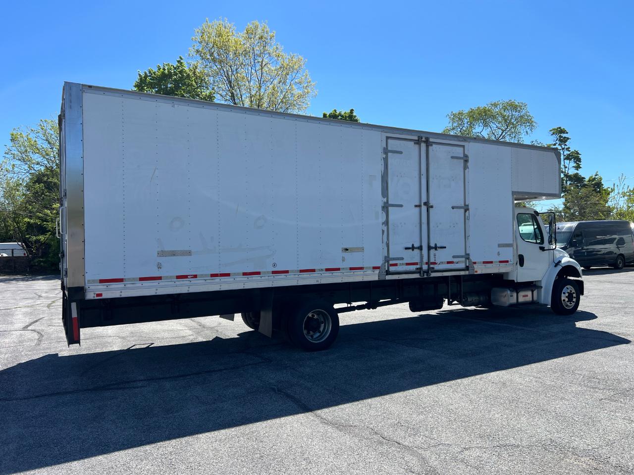Freightliner M2 106  2019
