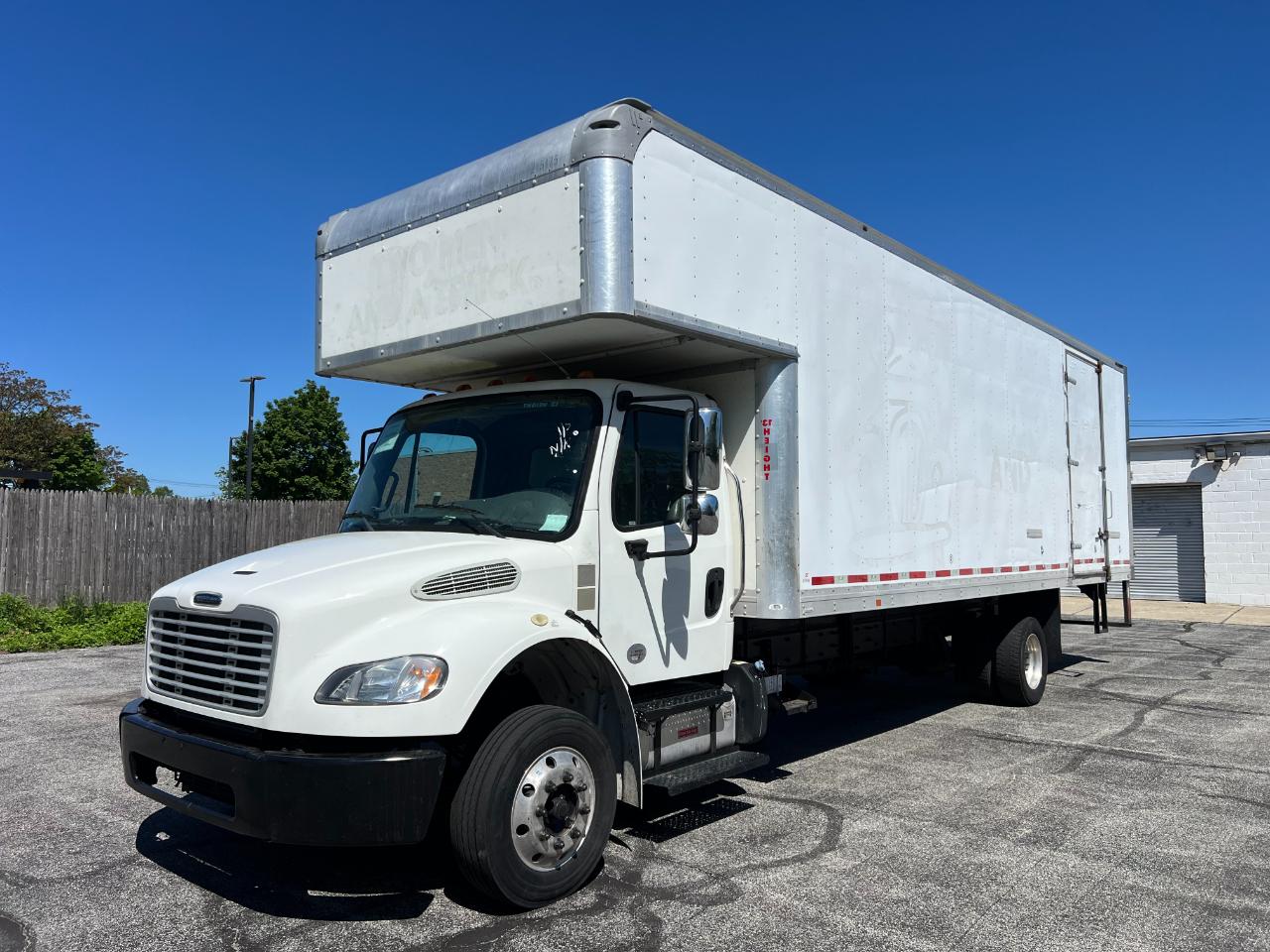 Freightliner M2 106  2019